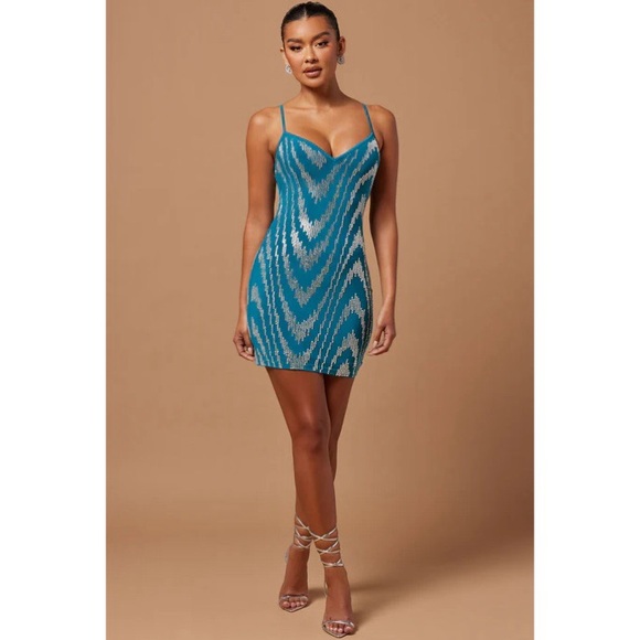 FASHION NOVA LUXE NWT Teal Sleeveless Blaire Embellished Mini Dress M